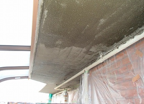 ���h����