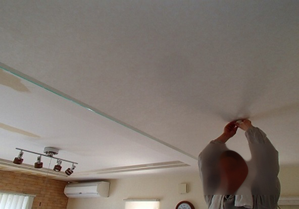 内部1F天井　修補完了