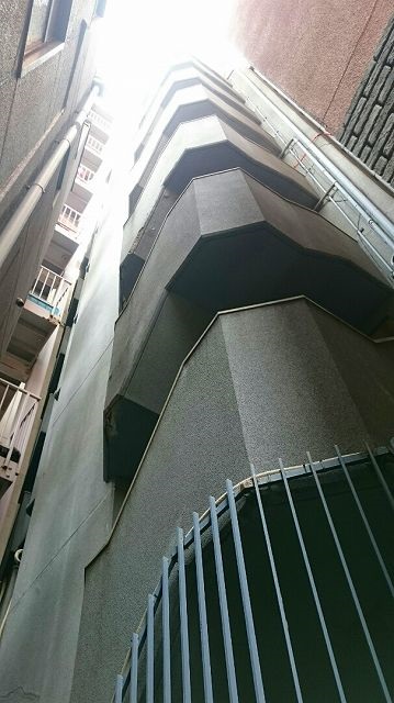 ����RC�� �V��̕��� �S�؂̔���ɂ�蔍��