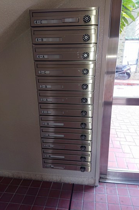 �X�֎󔠎�֍H���E���̑��G���g�����X���H�� ����