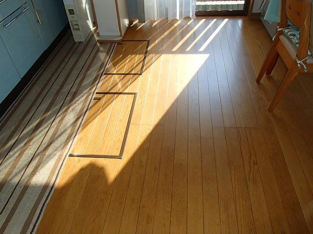 ダイニングキッチンフロア復旧