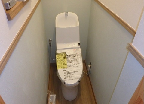 新設トイレ取り付け